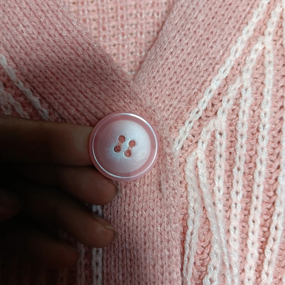 Time and Tru boyfriend cardigan sweater. Pink. Size meduim. 8-10 A bit oversized - Picture 2 of 8